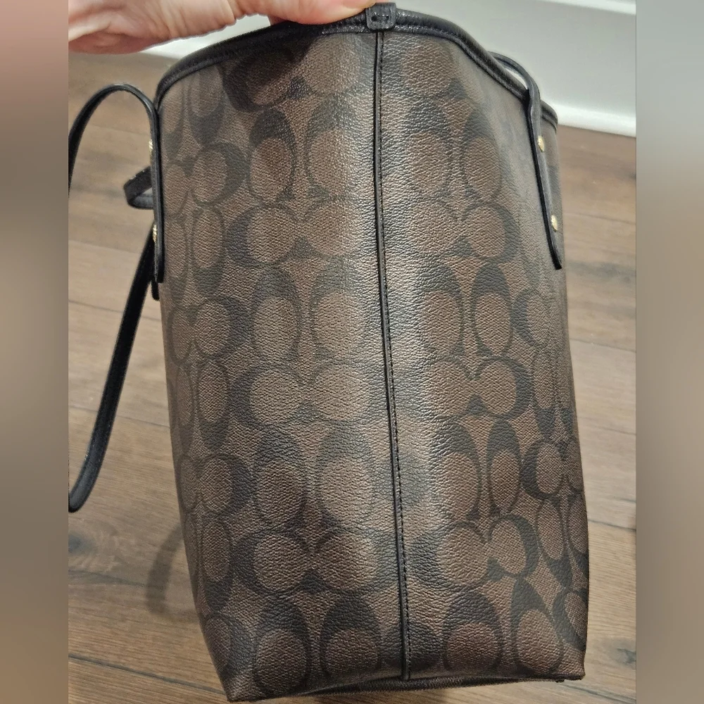 Coach Brown Signature Tote Bag - Picture 5 of 16
